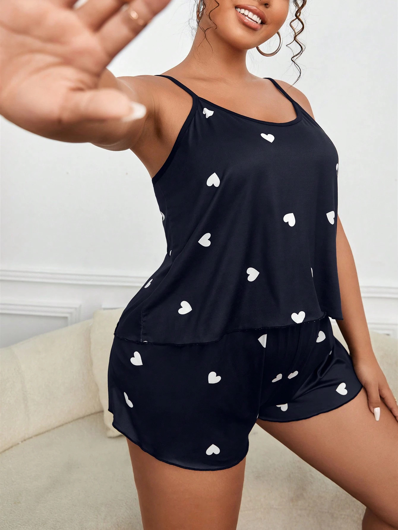 طقم بيجامة نسائي من قطعتين، مل - مراجعة Summer Clothing Essentials وسعره