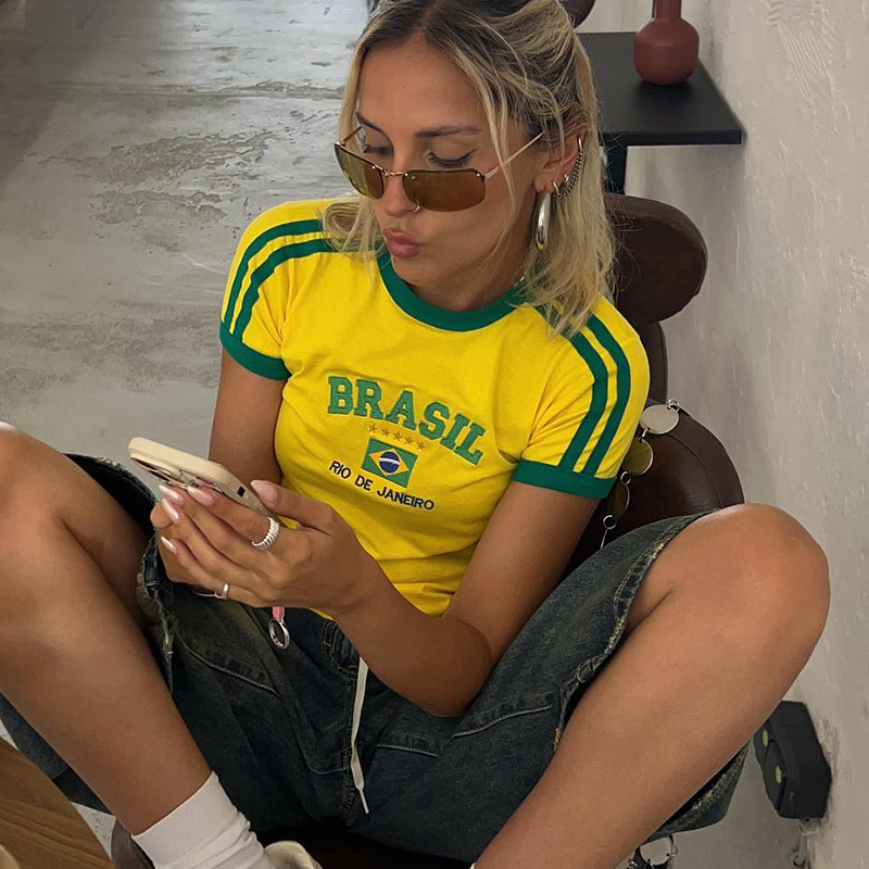 تي شيرت نسائي قصير مطبوع عليه  - مراجعة Yellow Summer Clothing وسعره